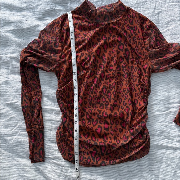SOLD Farm Rio Leopard Mesh Top - Picture 9 of 9